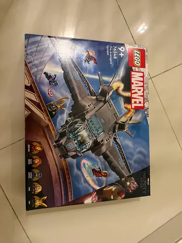 LEGO Marvel The Avengers Quinjet Set 76248 - Perfect for Young Builders!