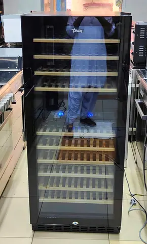 Terim dual temperature 128 beverage capacity wine cooler for sale in excellent condition