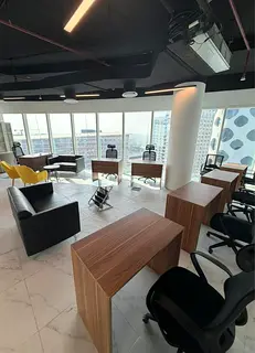 Fully Furnished 1000 Sq.ft Office | Free Parking | No Commission | Modern Location.