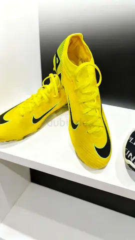 Football shoes nike mercurial