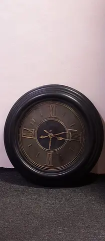 Wall clock