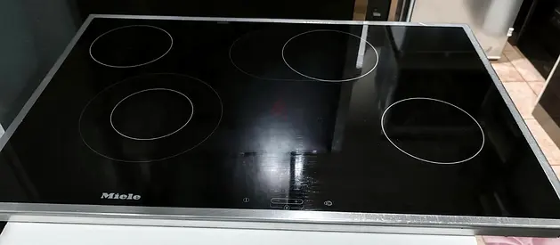 Miele electric Cooktop 75cm for Sale in excellent condition