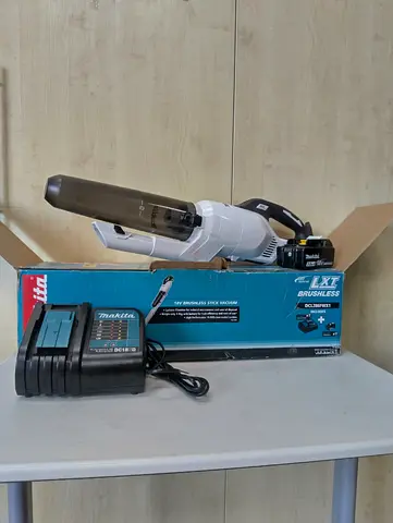 Makita DCL286FWX1 Stick Vaccum 18v
