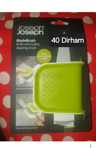 Joseph Joseph BladeBrush Knife and Cutlery Cleaning Brush