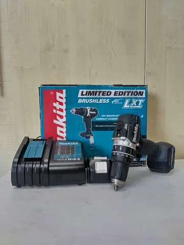 Makita DHP484STB Hammer Drill Driver BL 18v (Black Edition)