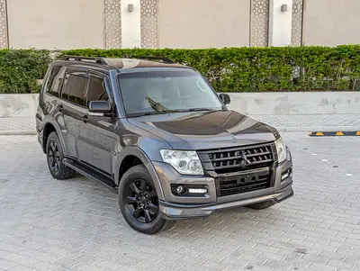 MITSUBISHI PAJERO 2017 GLS MID OPTION GCC IN EXCELLENT CONDITION