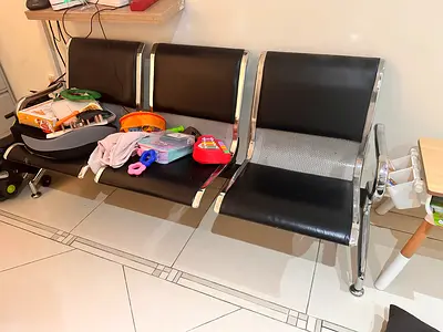 3 seater airport chair with cushion