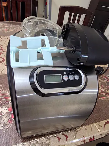 German Ice Cream Maker (Price Negotiable)!!!