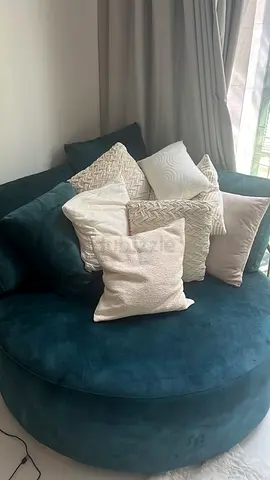 Cozy Oversized Round Sofa with Plush Cushions