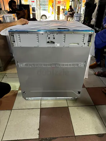 Miele G7150SCVI Model 3 Racks Built in Dishwasher Excellent condition