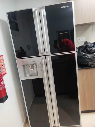 Hitachi 4 doors refrigerator black glass body