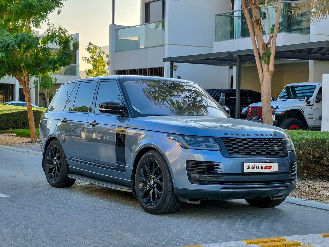 Land Rover Range Rover 2019 — photo 1 of 19