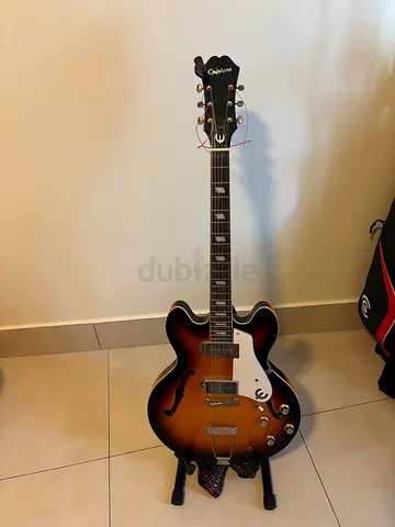 Epiphone casino semi hollow guitar