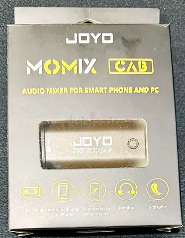 New/Unused MOMIX CAB Compact USB Sound Card for Guitars And Headphones