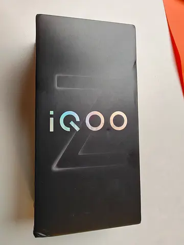 iQOO Z11 Turbo aka iQOO 15R 12GB 256GB