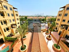 Friendly/Peaceful Community! Huge Size! Vacant!