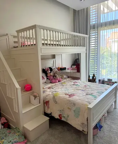 Pottery barn Brand bunk bed with two mattresses