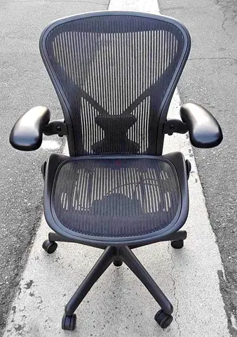 Herman miller Aeron size B