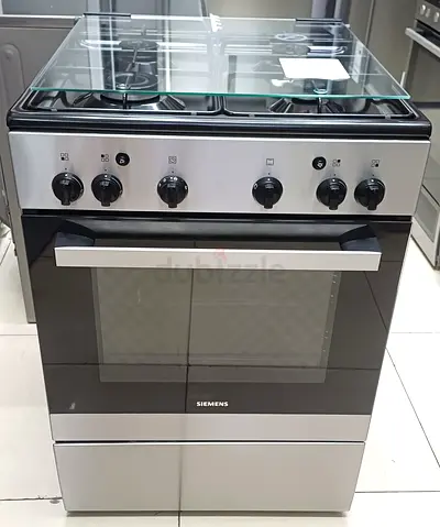 Siemens full gas cooker for sell 60by60cm  good