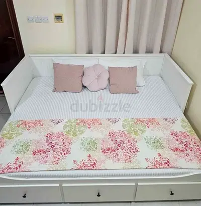 IKEA humness  Day bed with 3 storage drawers underneath and with 2 IKEA mattresses