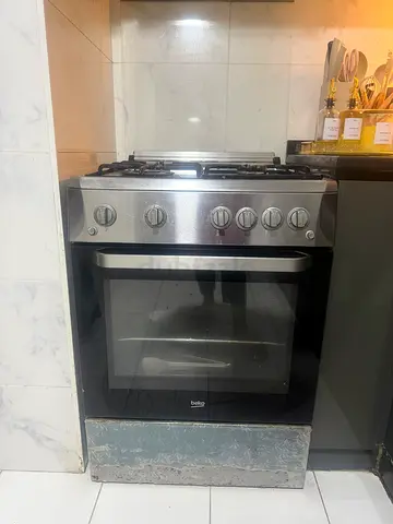 Selling Cooking range in 150 AED