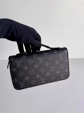 Louis Vuitton Wallet for Sale
