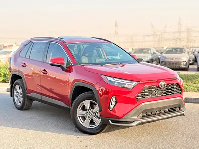 TOYOTA RAV4 XLE FULL OPTION With Sunroof 2025 Well Maintained