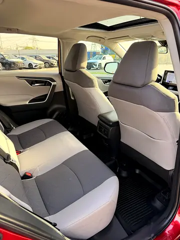 2025 Toyota RAV 4 照片 9