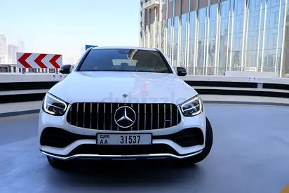 American-Spec Mercedes-Benz GLC 300 2.0L 4 ALL WHEEL DRIVE