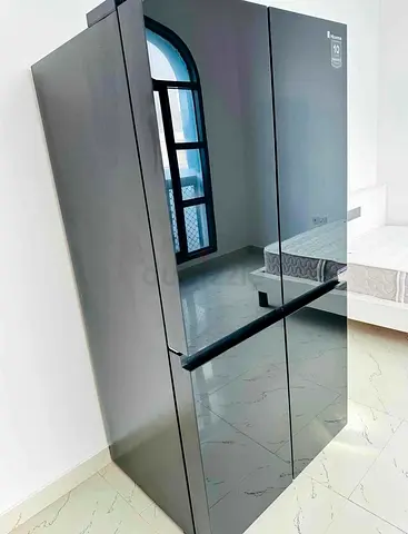 Hisense 728L French Door Refrigerator, Inverter, Metal Cooling, Multi Air Flow,