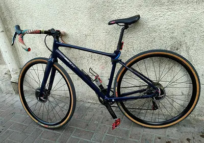 Giant Fast road Gravel bike inspired 700x38c