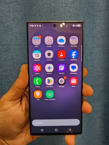 Samsung Galaxy S23 ultra with Box charger clean 8/256Gb storage waterpack