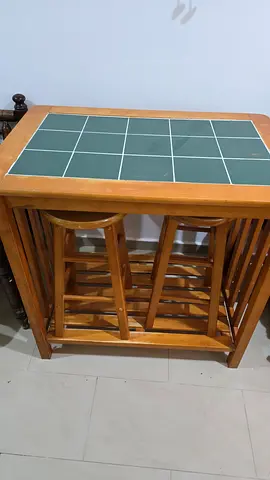 Wooden hard table with center marble