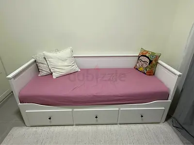 ikea daybed with ikea mattress
