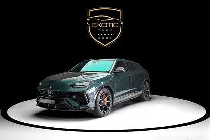 CARBON BONNET | CARBON INTERIOR | CARBON EXTERIOR | AKRAPOVIC EXHAUST | DEALER WARRANTY JULY 2026