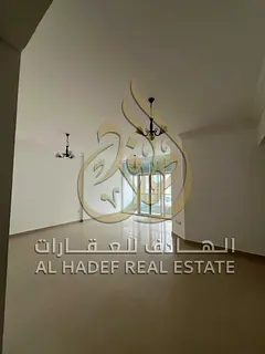 For rent in Sharjah - Al Taawun: 3 bedrooms and a living room in a prime location in Al Taawun, suit