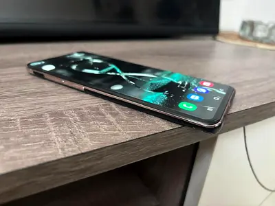 Samsung Galaxy Smartphone in Excellent Condition