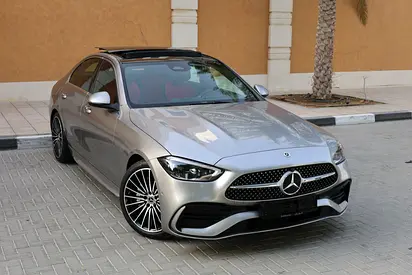 Mercedes C200 -Premium Plus 2024-12,000KM-GCC SPECS-UNDER WARRANTY-SERVICE CONTRACT