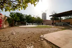 Huge plot | Vacant on Transfer | Extended 3 bed