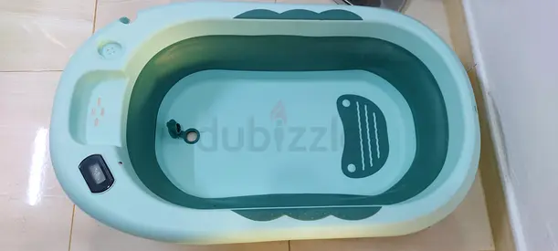 Baby bath tub