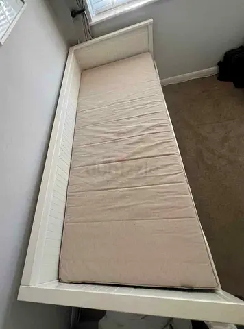 ikea  daybed with ikea mattress