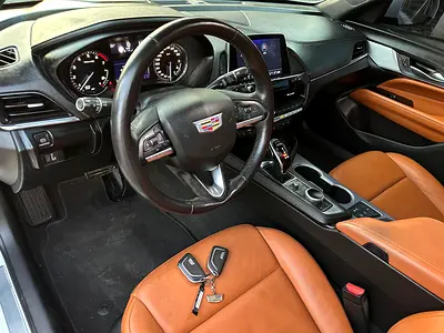 2021 Cadillac CT4 — фото 13