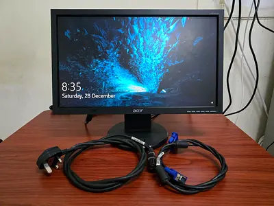 Acer Monitor - Reliable Display for Your Setup