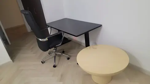 Office electric Table with chairs