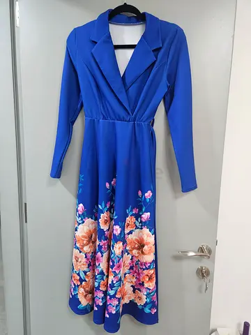 Elegant Blue Floral Dress