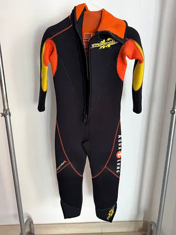 AquaLung Boomerang Supratex 5,5mm Unisex wetsuit with hood – Size 8 (105cm)