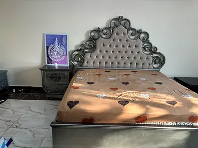 Bed set for sale
