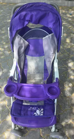 Purple Lightweight Stroller for Easy Travel