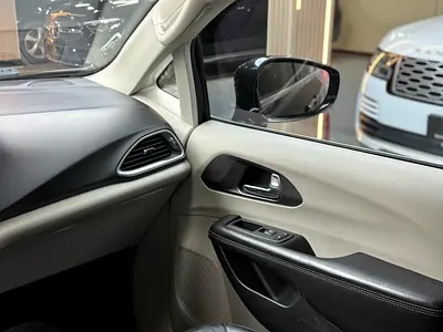 Chrysler Pacifica Signature Series, миниатюра 8