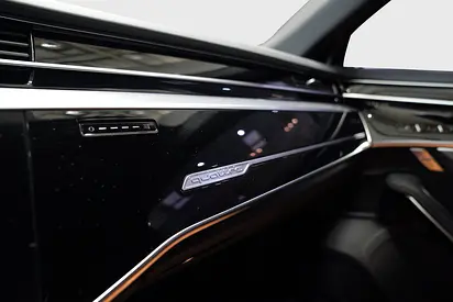 صورة مصغرة 10 لـ 2023 AUDI A8